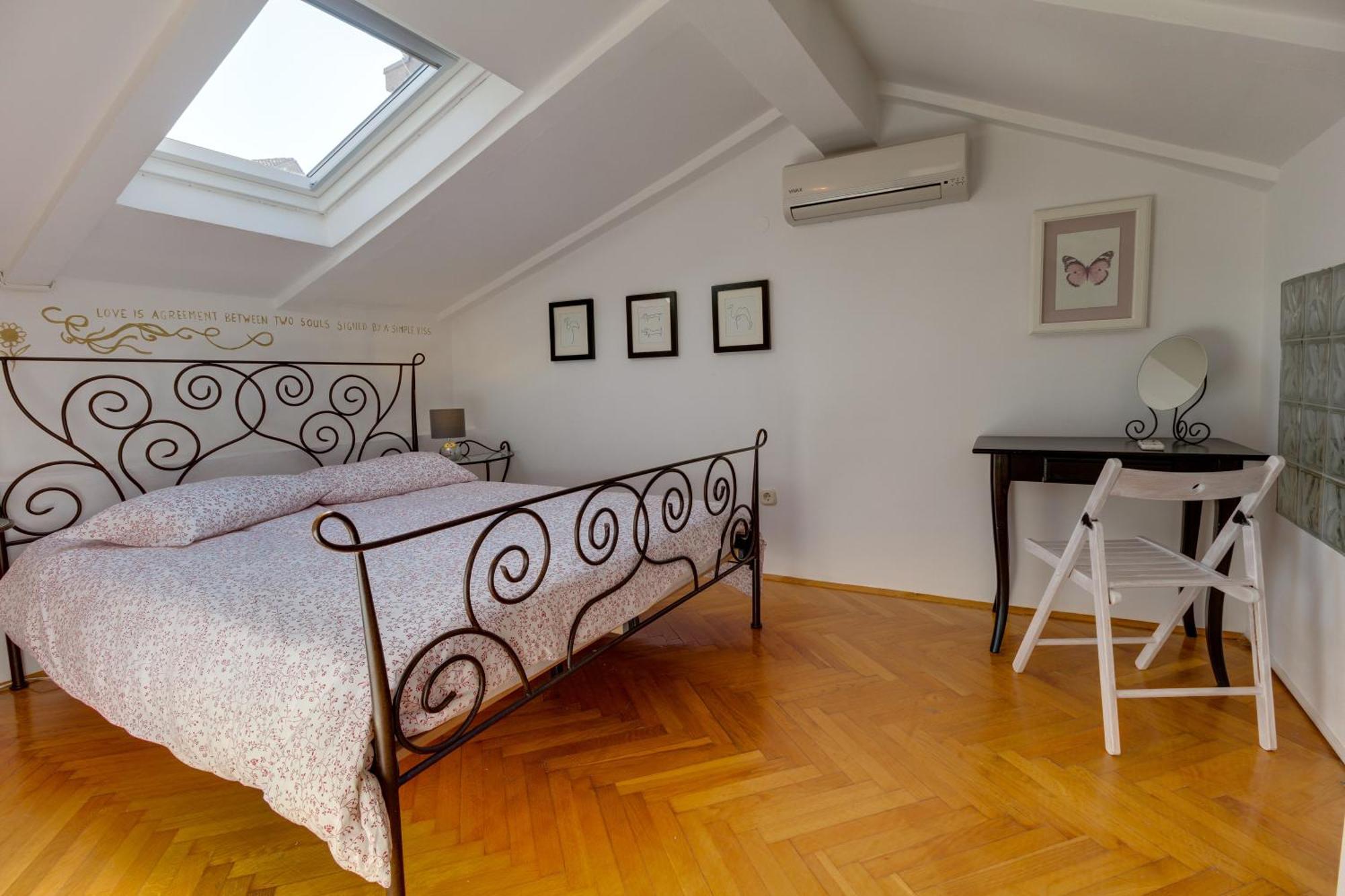 Apartments Mandarina Mali Lošinj Chambre photo