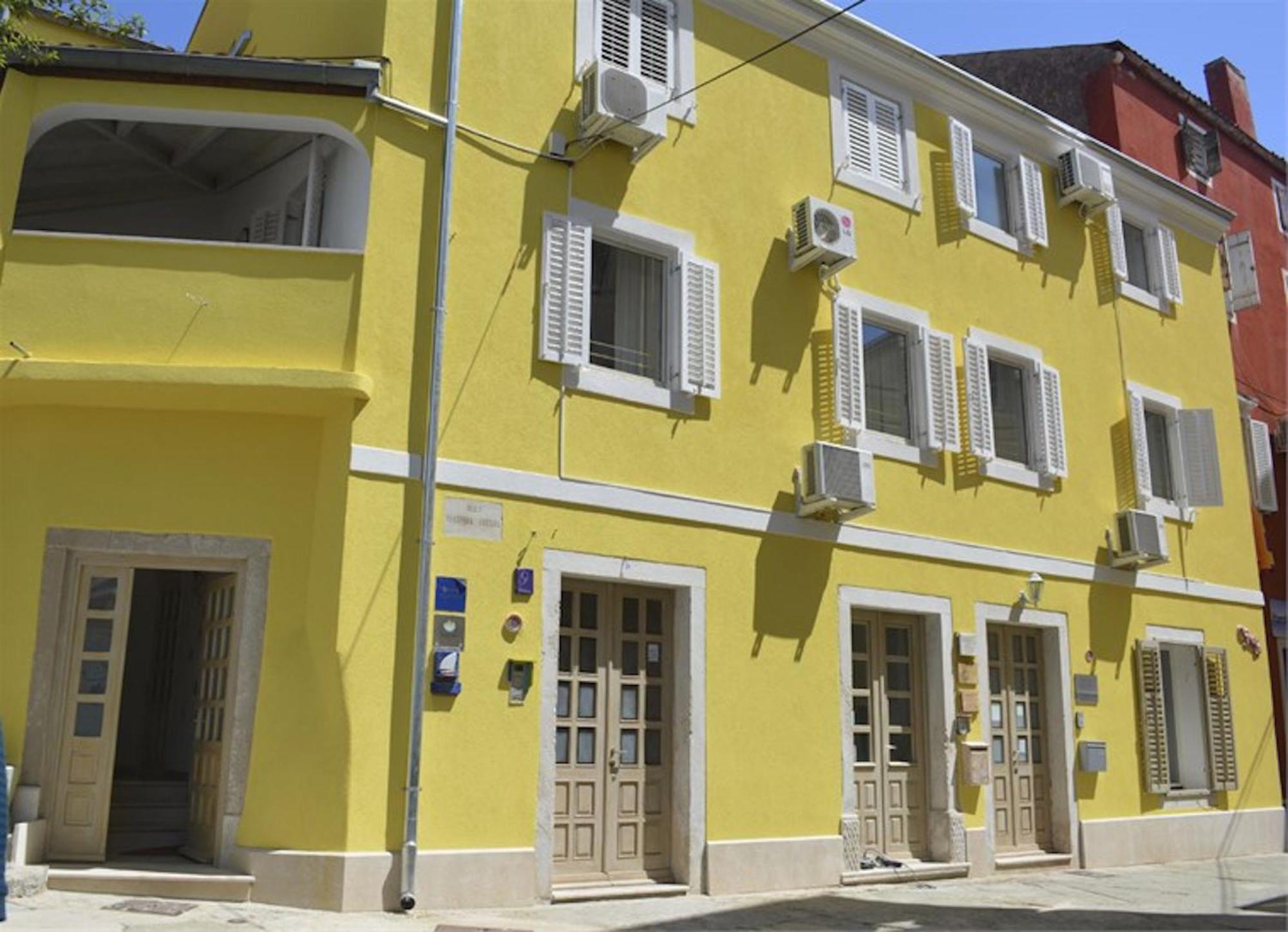 Apartments Mandarina Mali Lošinj Chambre photo